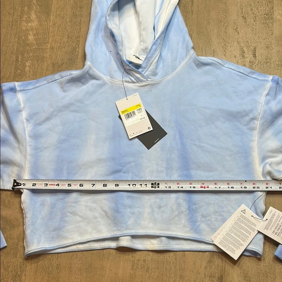 Nike Light Blue Tie-Dye Cropped Hoodie - Picture 4 of 7